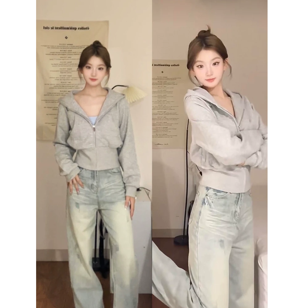 早秋灰色短款卫衣外套女款春秋韩系穿搭美式修身连帽上衣慵懒风厚