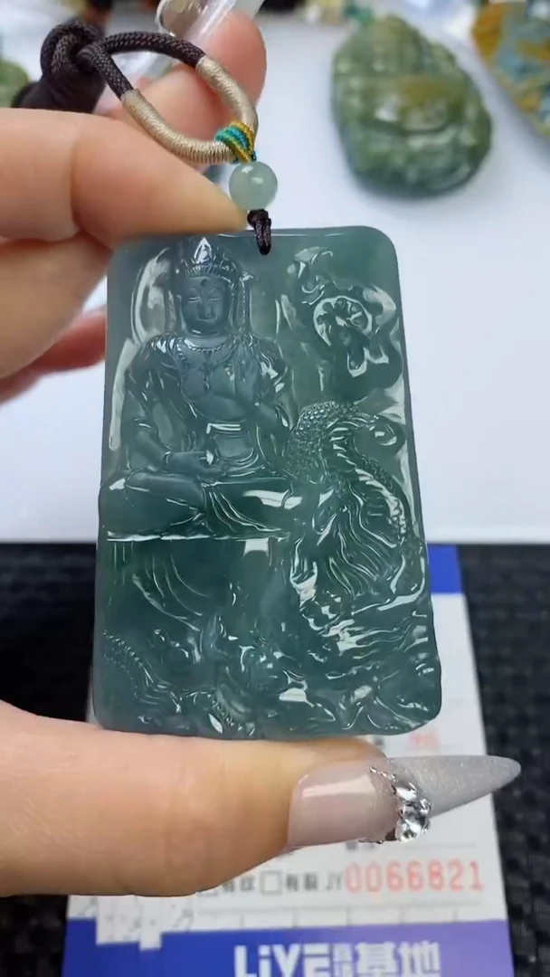 【闪购商品】翡翠颈饰未镶嵌1111111111111111