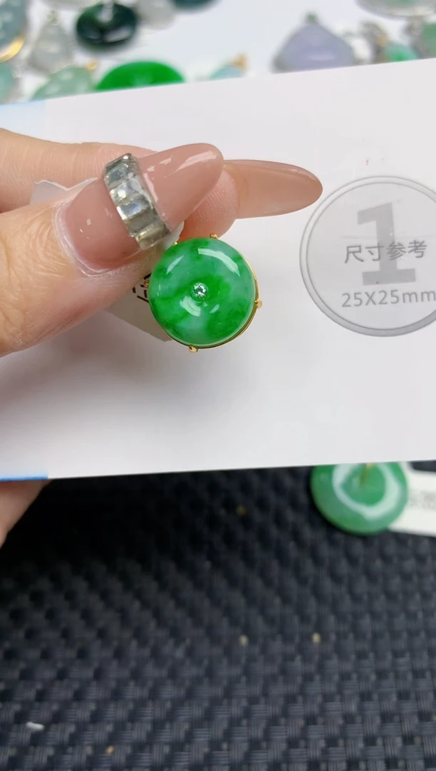 颈饰未镶嵌翡翠天然缅甸A货翡翠百元以上9元证书费自理