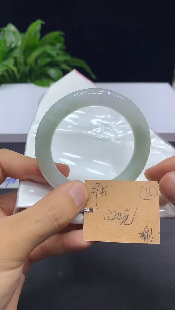 未镶嵌天然A货翡翠手镯定制翡翠现场买断*15