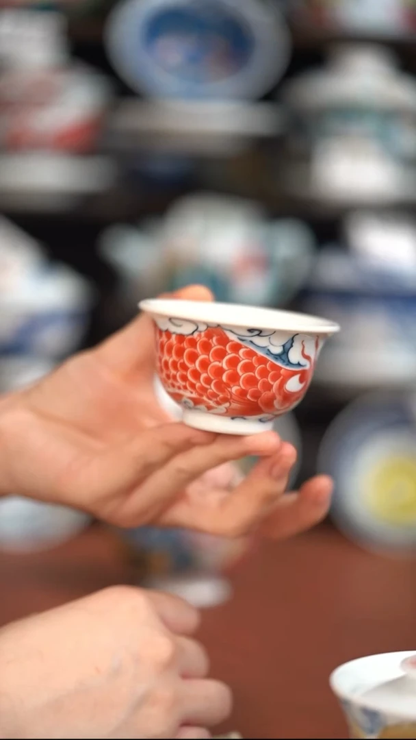 瓷片昨明压手杯（福利价格）