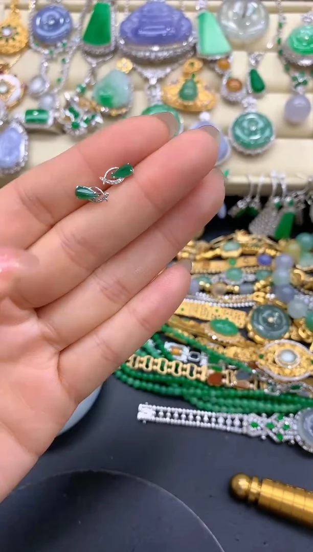 【闪购商品】翡翠耳饰18K金镶嵌112-中国好珍宝