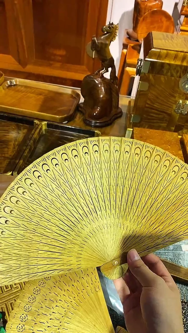 楠木（金丝楠）其他传****店小叶桢楠扇子
