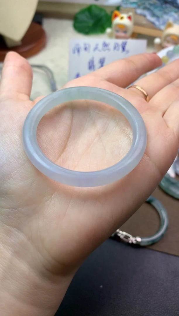 未镶嵌定制翡翠毛货