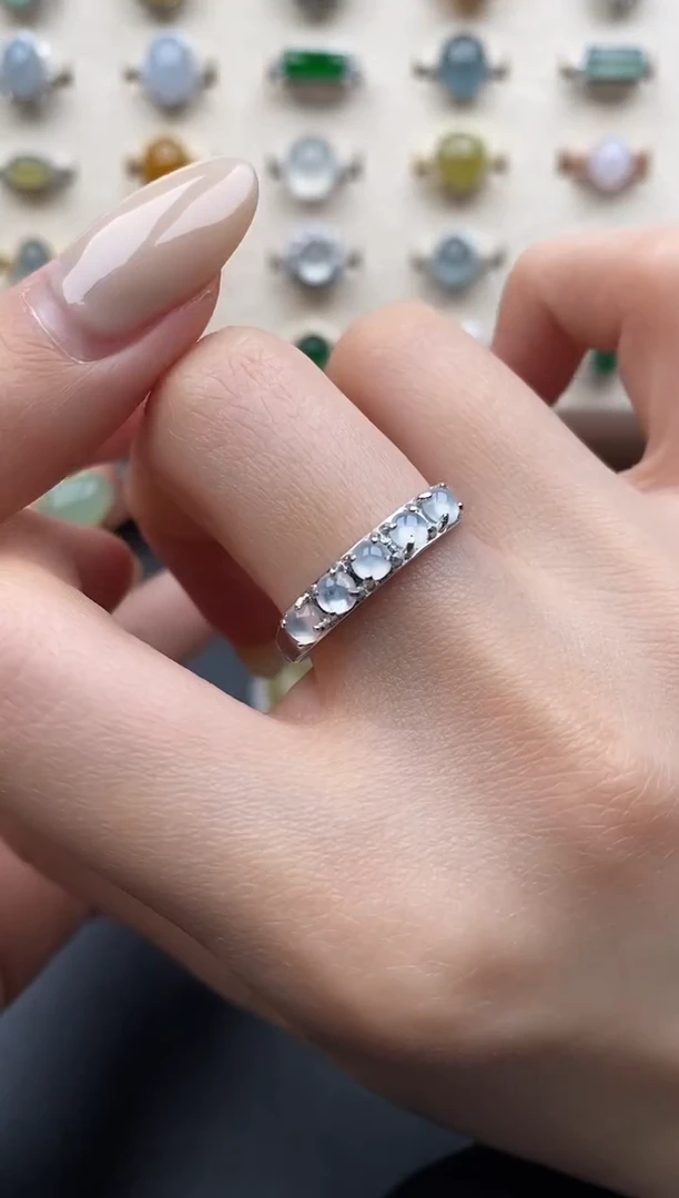 银S925镶嵌戒指翡翠一物一证一礼盒