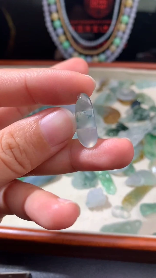 未镶嵌定制翡翠