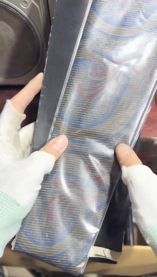 瓷片1*。 032   中古商品，瑕疵品，不保好坏。