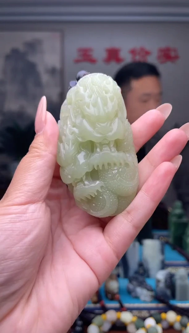 未镶嵌和田玉挂件1