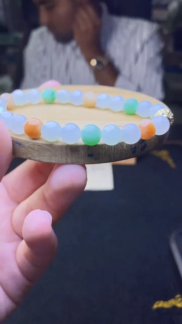 定制翡翠未镶嵌天然缅甸A货翡翠，多样性发货，拍一发一