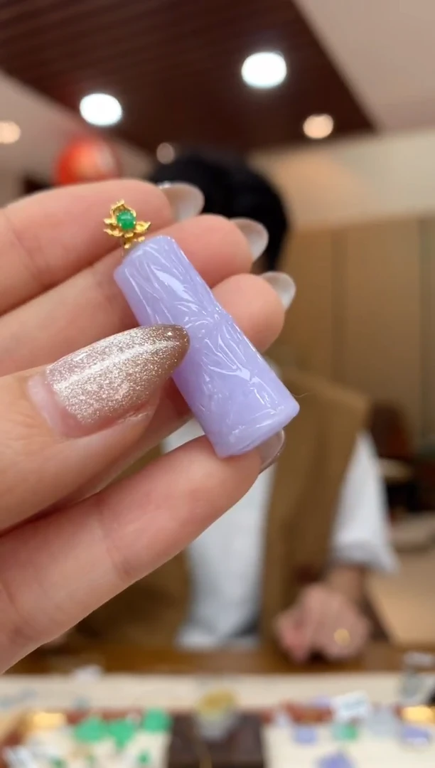 吊坠(不含链)18K金镶嵌翡翠竹节