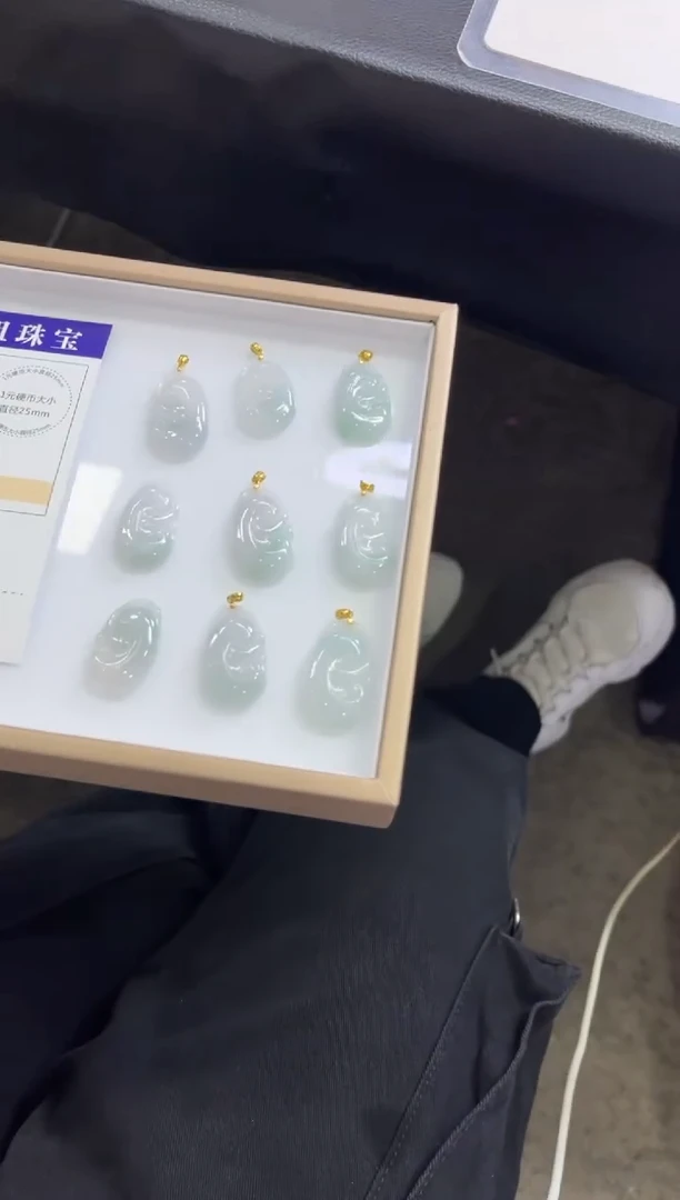 颈饰银S925镶嵌翡翠E14 /多样性发一件/配绳子