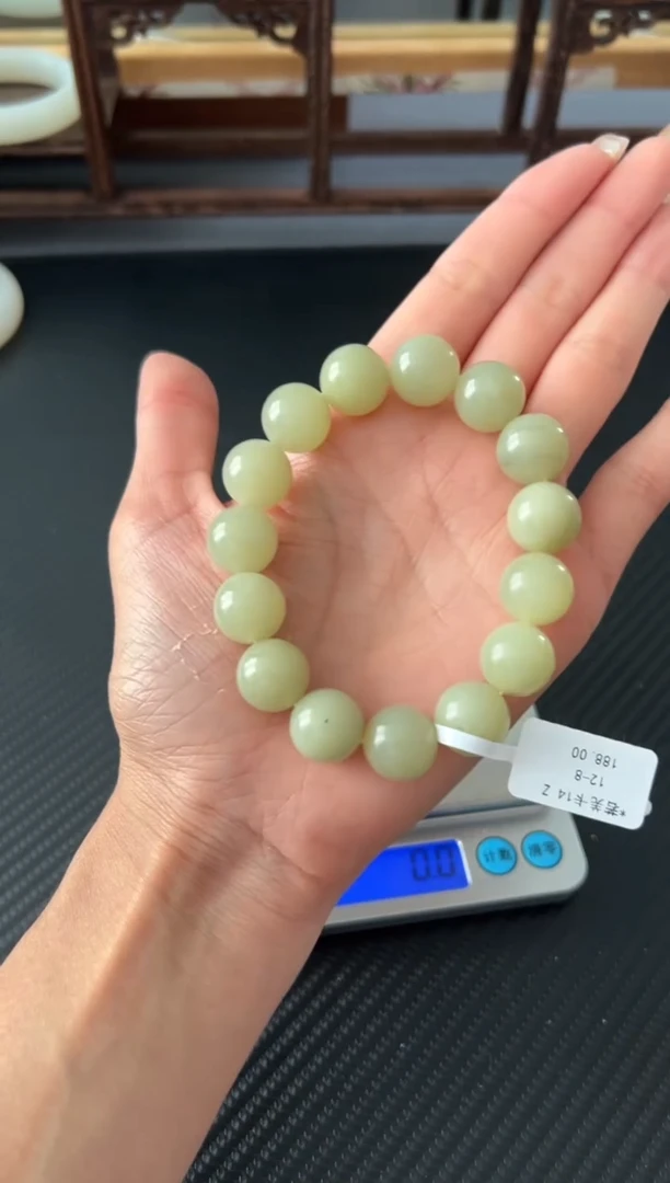 未镶嵌手串和田玉若羌微色差卡14Z