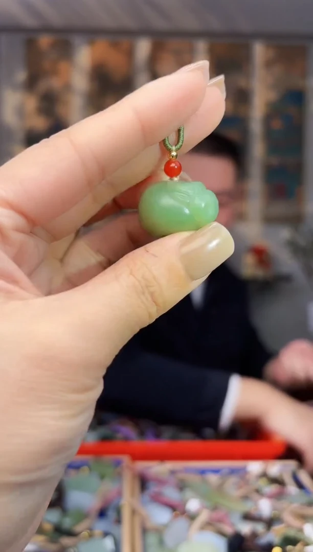 【闪购商品】和田玉挂件未镶嵌拍一发一