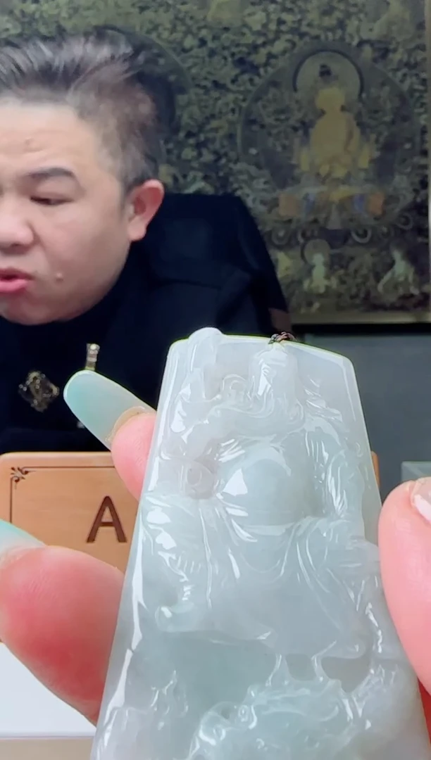 【闪购商品】翡翠颈饰未镶嵌11111111