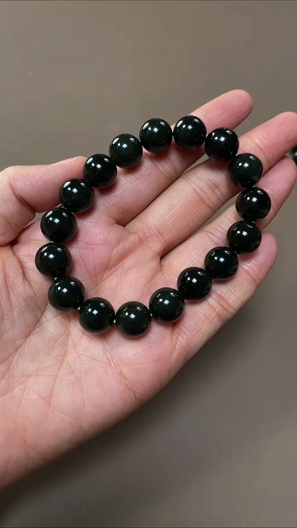 未镶嵌手链和田玉和田玉手串