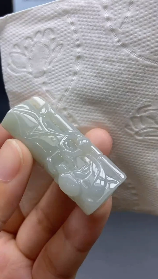 颈饰未镶嵌翡翠天然翡翠A货20