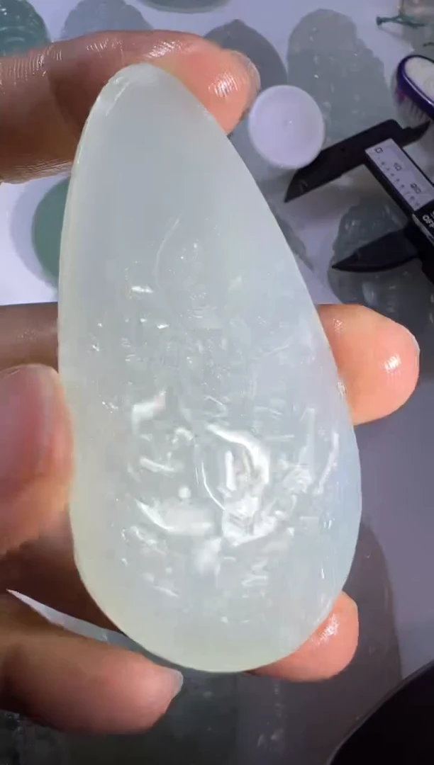 【闪购商品】定制翡翠未镶嵌观音