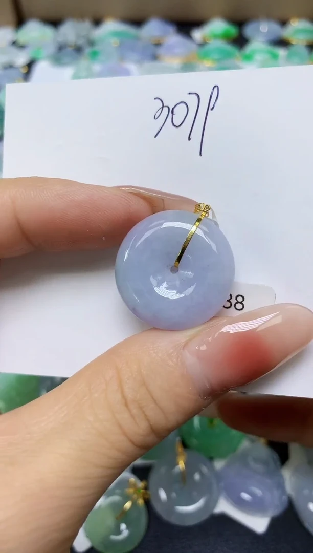 翡翠18K金镶嵌颈饰 天然缅甸翡翠A货