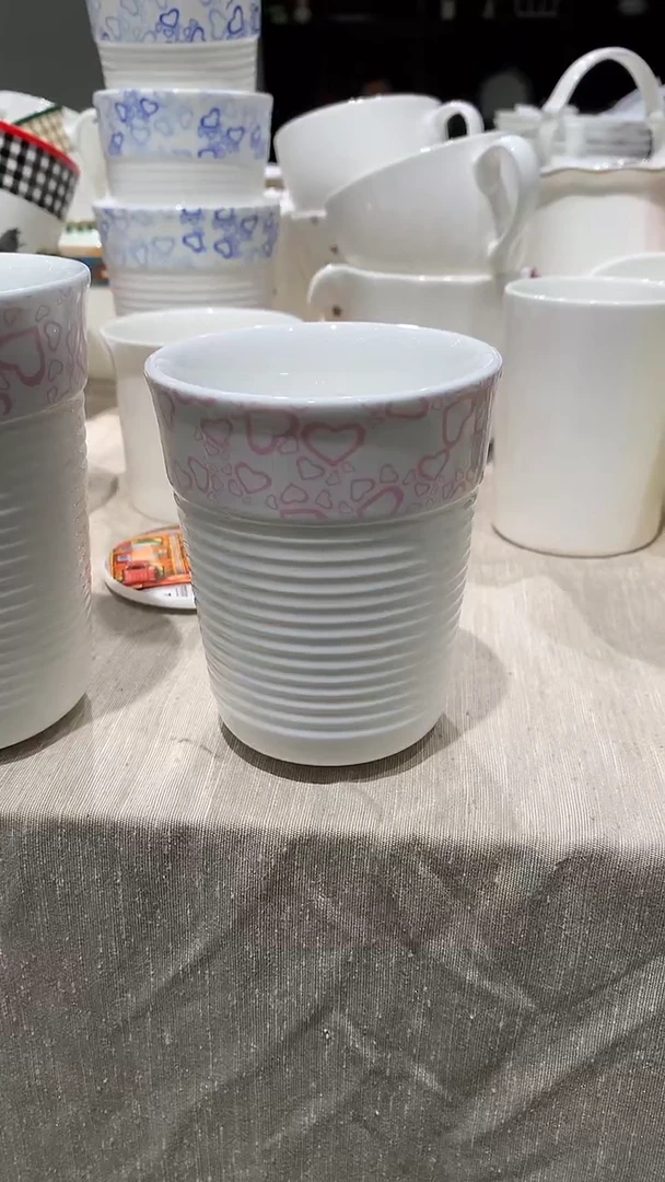 中号双层杯子粉色隆达
