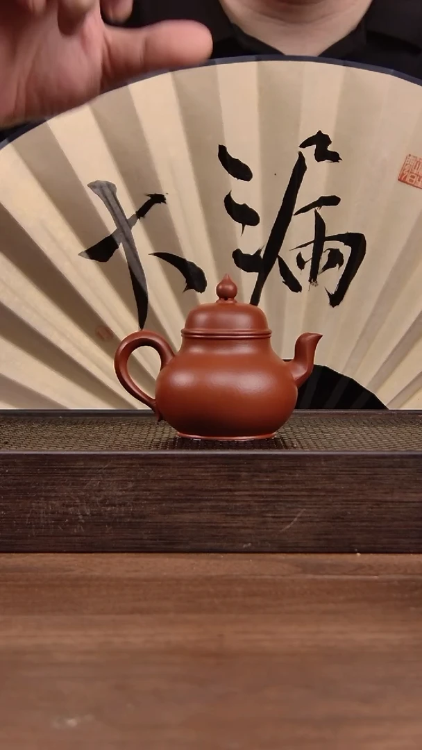 茶壶紫砂香***、朱泥敦煌     130CC