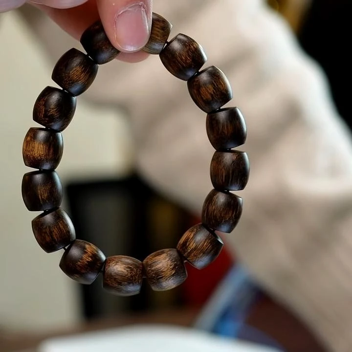 沉香蚁王-天香云岫奇楠手串