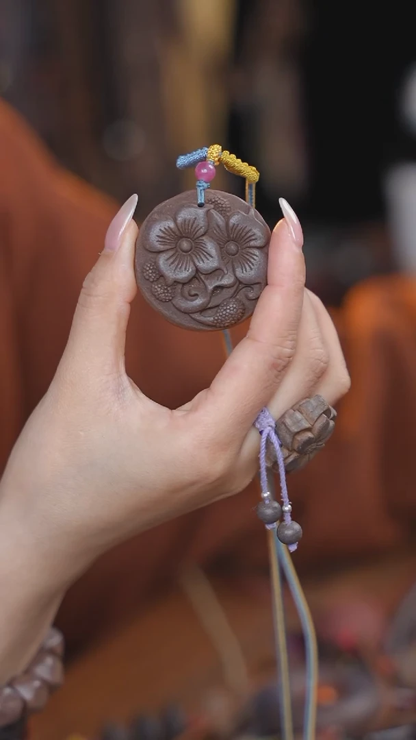 泥塑次第花开双生花福利脖挂款式