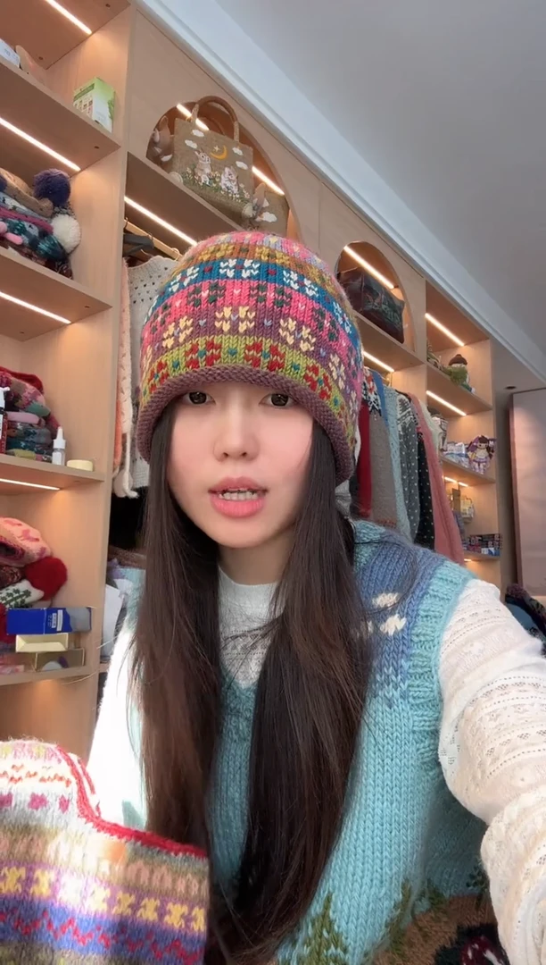羊毛巧克力四叶草帽