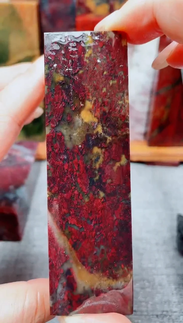 玉桂林鸡血玉素章3.0左右红4