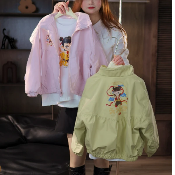 2025春秋款女童休闲时尚宽松卡通夹克外套长袖时髦爆款百搭