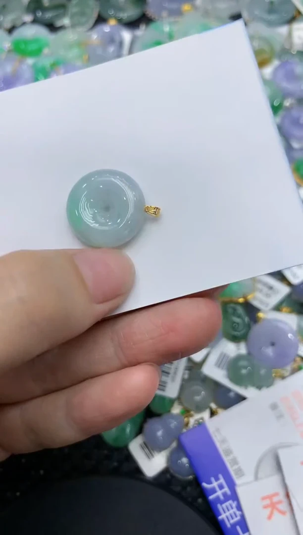 【闪购商品】翡翠颈饰18K金镶嵌111111111