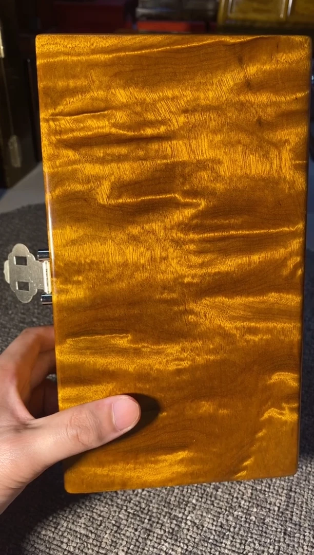 【闪购商品】金丝楠木艺金丝楠首饰盒F46