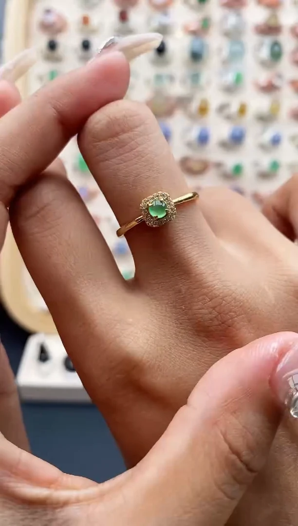 【闪购商品】翡翠戒指银S925镶嵌缅甸天然A货翡翠111  10+2