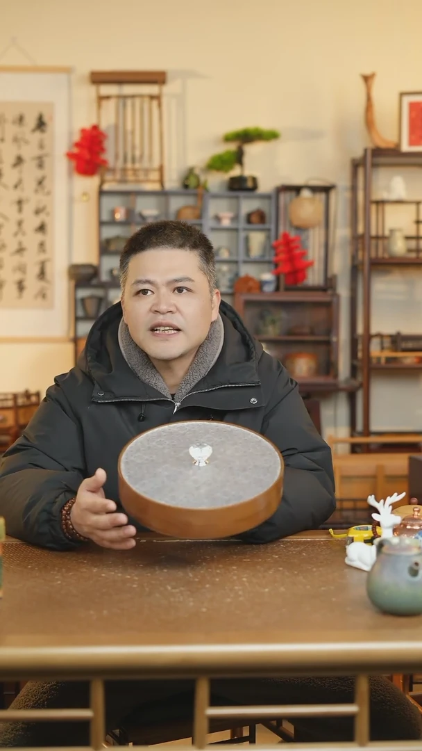 【闪购商品】圆形果盒高山南枝