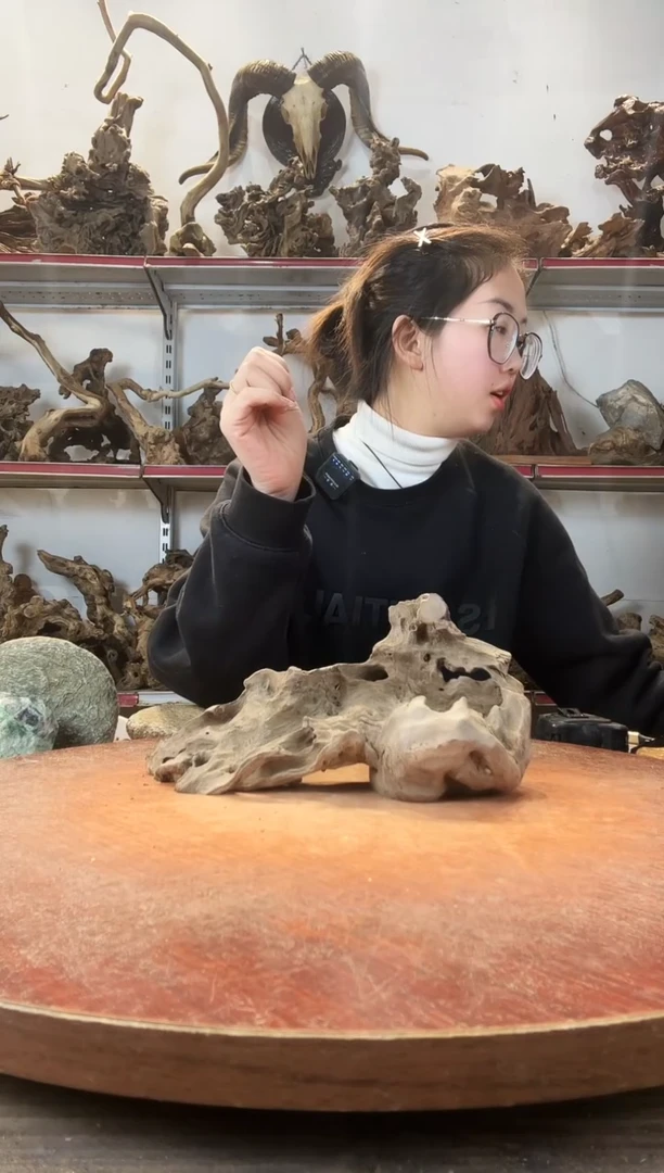 木自**上黄荆随型风化镂空底座摆件无漆无蜡