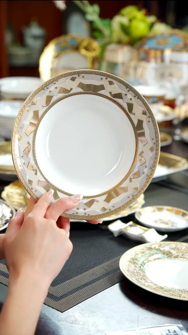 瓷片8英寸菜盘  1个