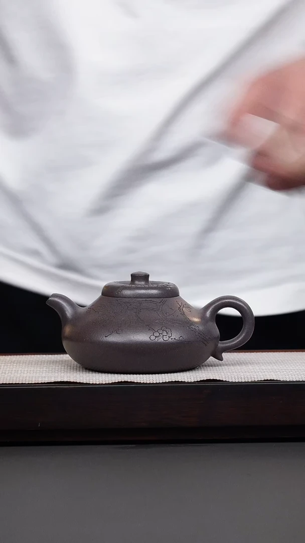 茶壶紫砂天青刻绘合欢