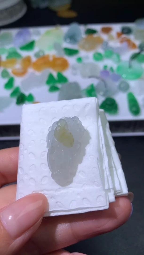 未镶嵌定制翡翠毛货