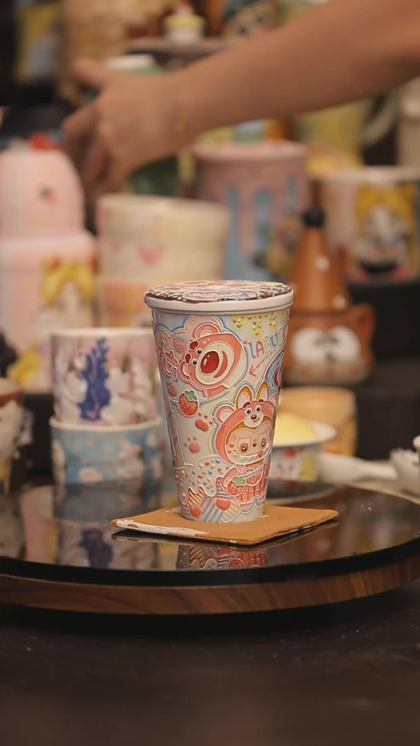 景德镇釉下彩绘设计师款式陶瓷
