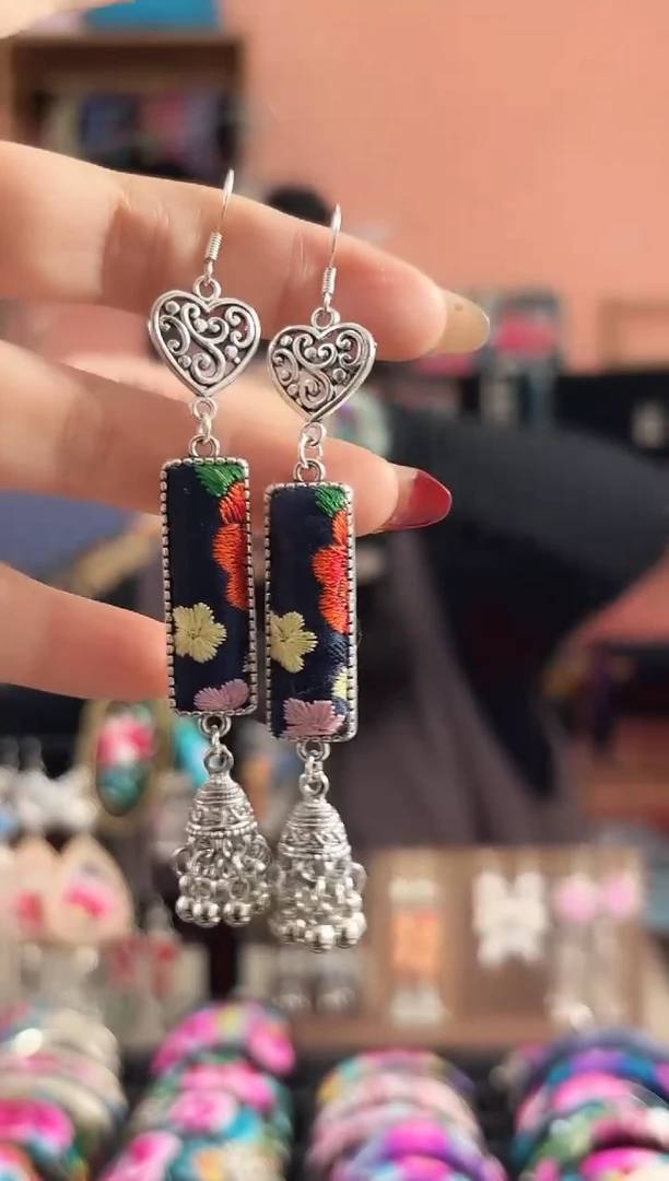 织绣?***?艺枝独绣手工饰品100**