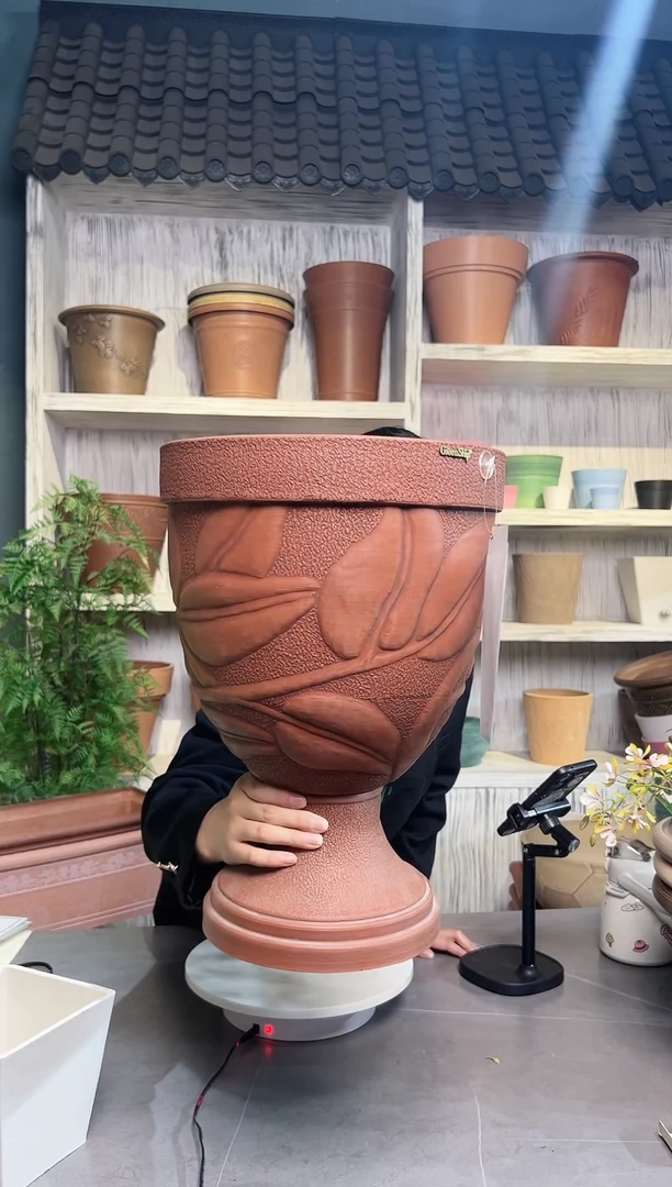 30*42口径红酒杯浮雕花盆