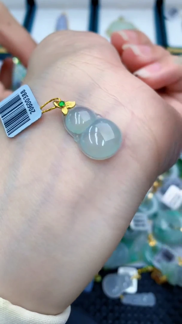 【闪购商品】翡翠颈饰18K金镶嵌            8