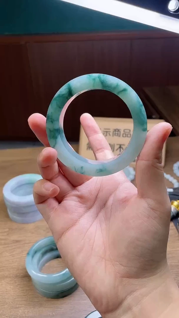 定制翡翠手镯未镶嵌雪****0定制