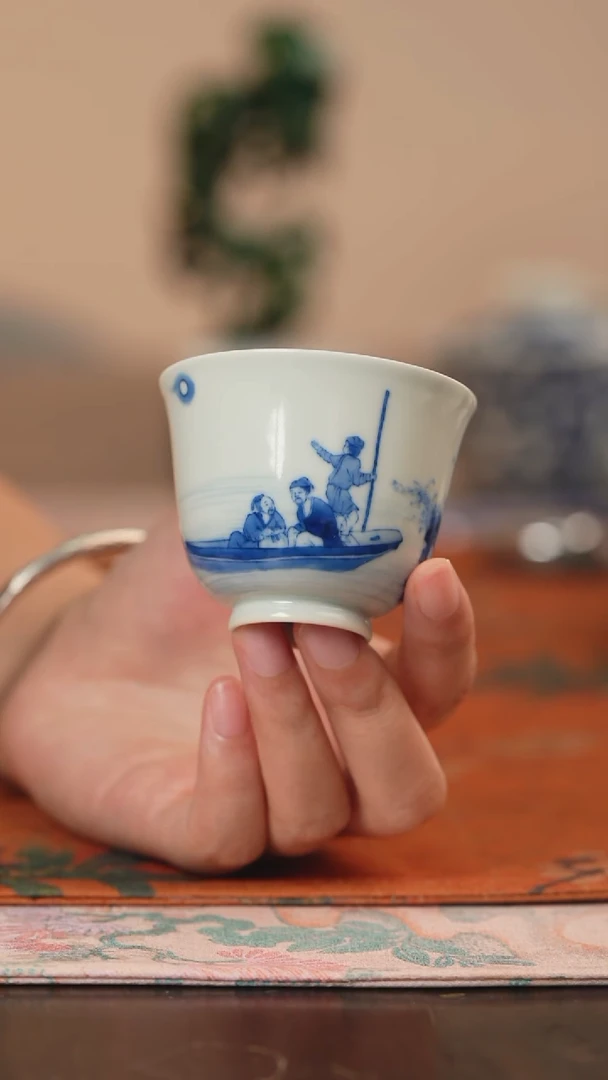 张哈哈陶瓷仿古人物铃铛杯