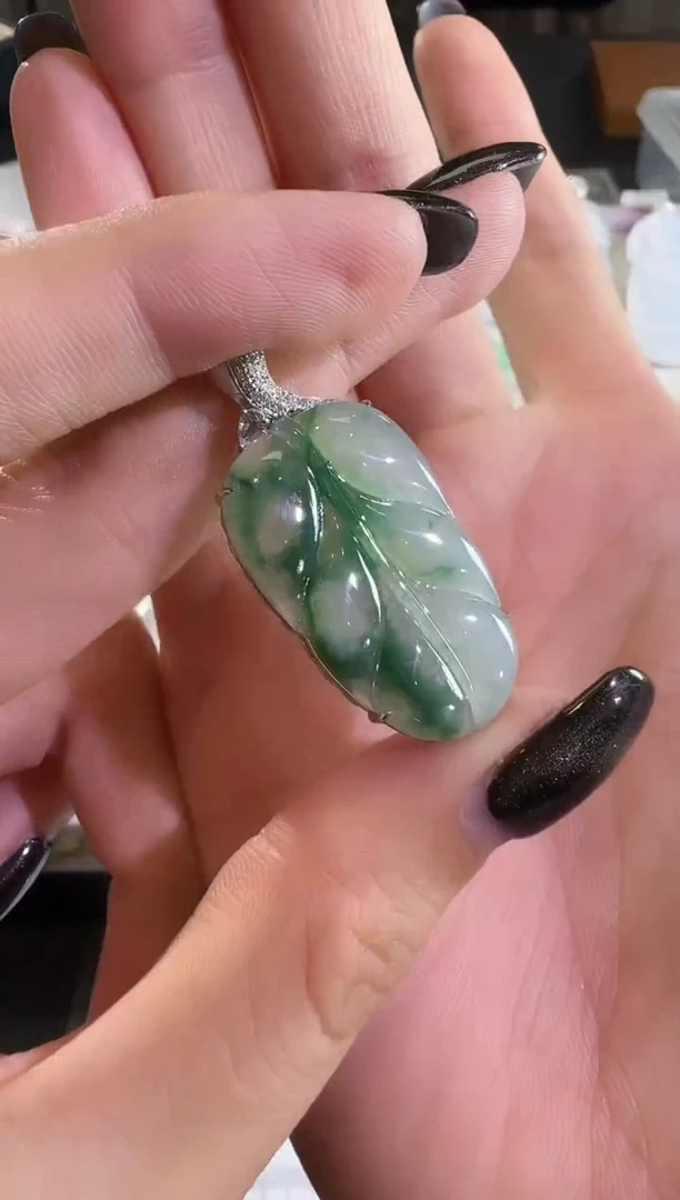 吊坠(不含链)18K金镶嵌翡翠【源头工厂】钻石镶嵌