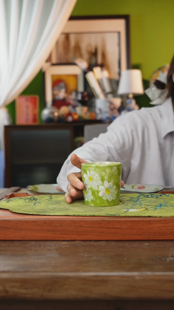 摆件景德镇釉下手绘陶瓷茶具，茶叶罐，咖啡杯