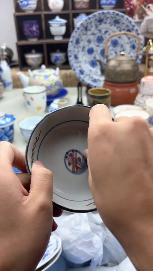 【闪购商品】碟142A............