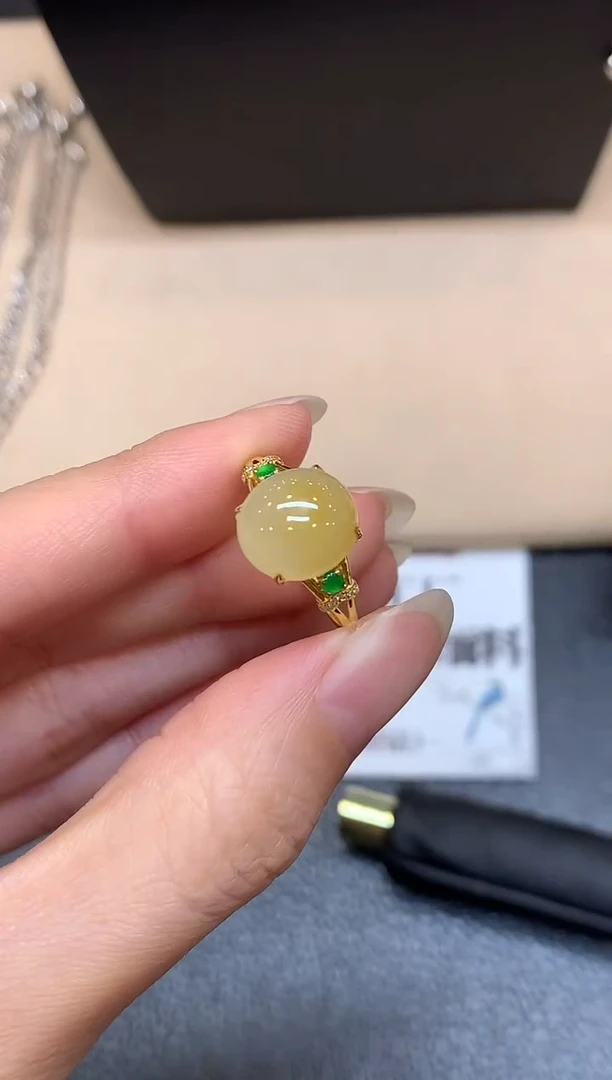 18K金镶嵌戒指翡翠8【无服务费蛋面【无服务费