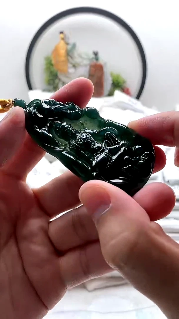 颈饰未镶嵌翡翠普贤