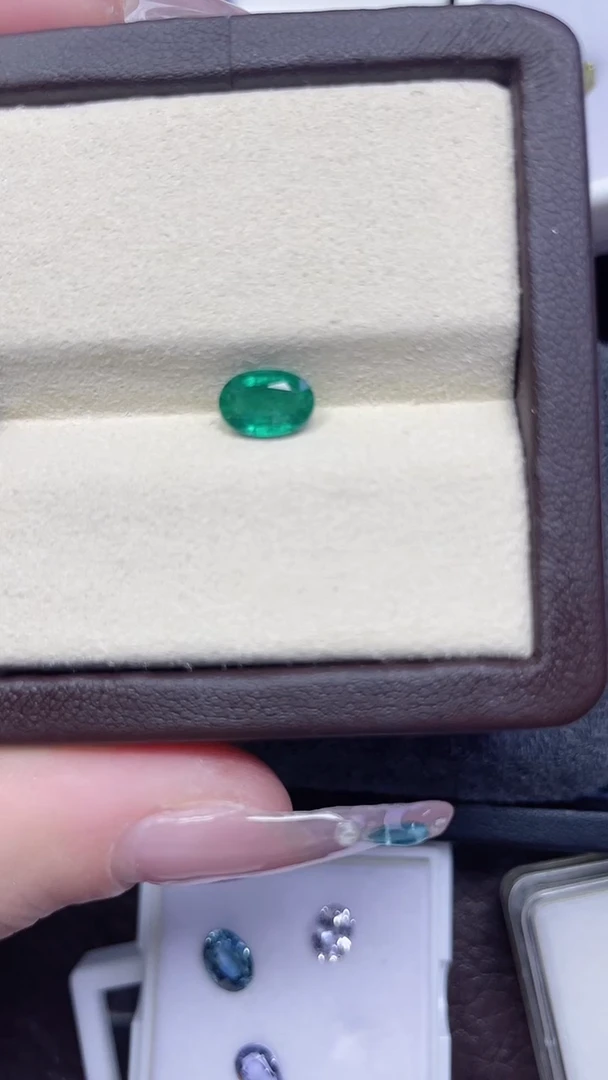 裸石祖母绿0.7ct