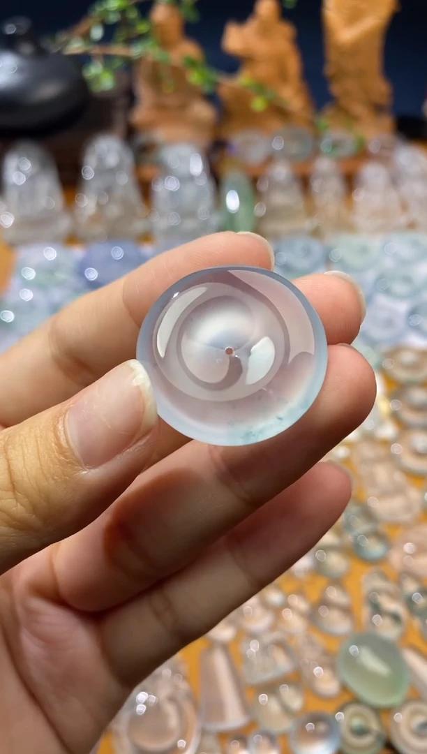 翡翠未镶嵌颈饰平安扣26.7*5.9